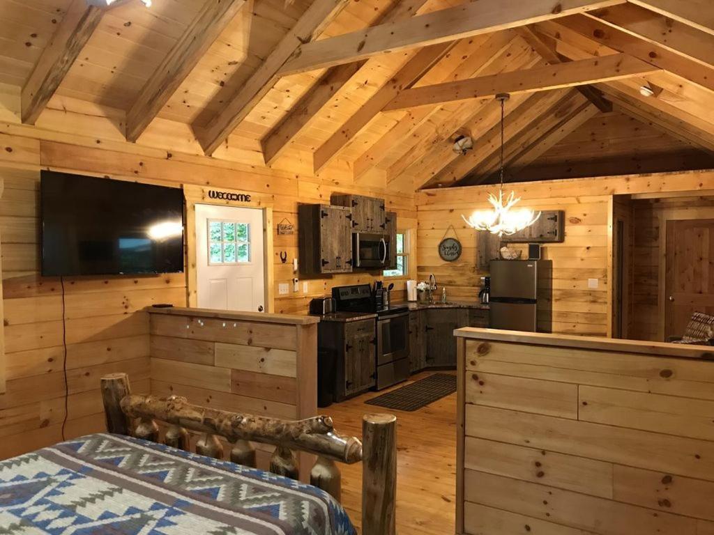 Pine Creek Cabins & Camping Resort South Bloomingville Eksteriør bilde